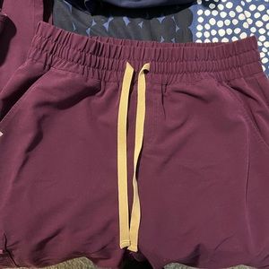 Figs Zamora high waisted MP deep purple